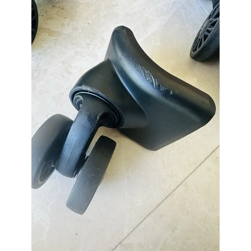 OEM‎ Wheels Delsey Storm Plus Spinner Set of 4 Double Wheels From Large Suitcase